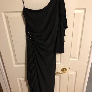CACHE Size 8 Black Evening dress